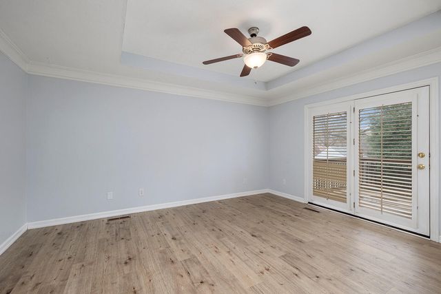 3534 E Whitehall Drive, Springfield, MO 65809