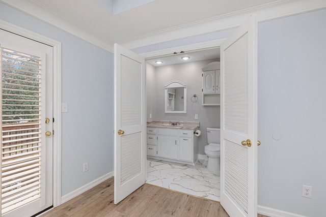 3534 E Whitehall Drive, Springfield, MO 65809