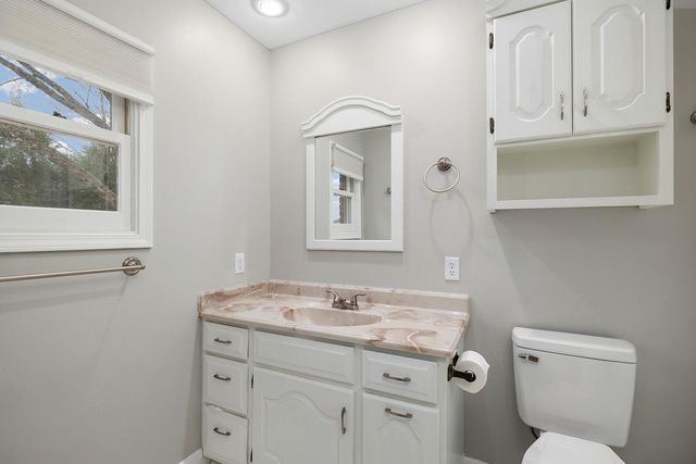 3534 E Whitehall Drive, Springfield, MO 65809