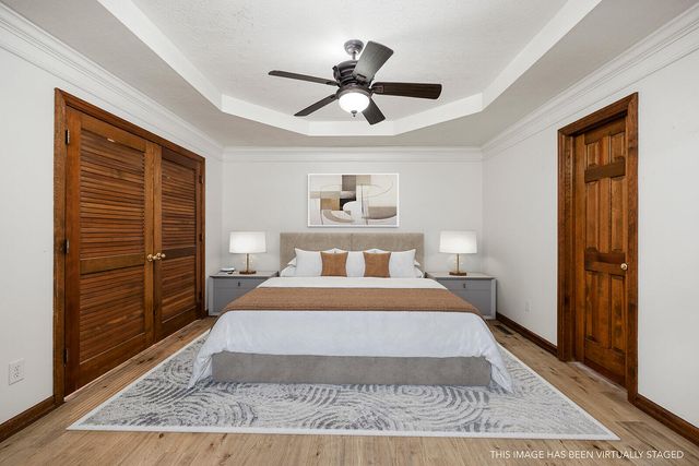 3534 E Whitehall Drive, Springfield, MO 65809