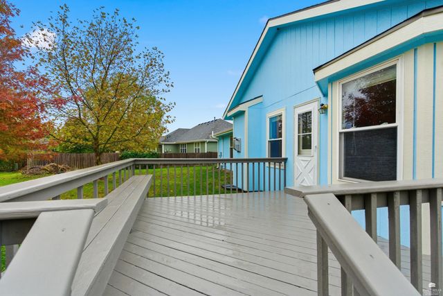 4031 Bald Eagle Drive, Manhattan, KS 66502