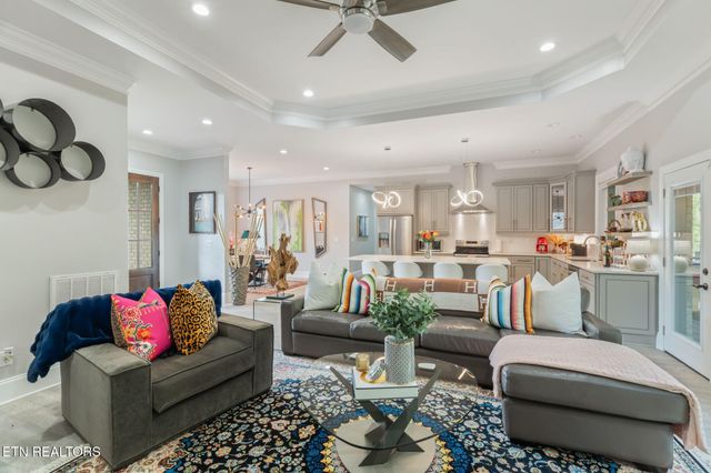 3307 Greenway Drive, Knoxville, TN 37918