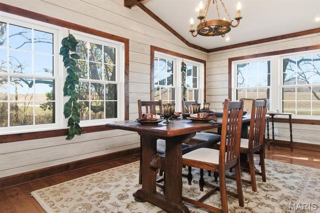 335 Westwood Drive, Houston, MO 65483