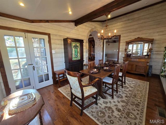 335 Westwood Drive, Houston, MO 65483