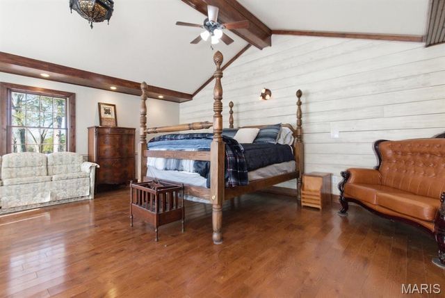 335 Westwood Drive, Houston, MO 65483