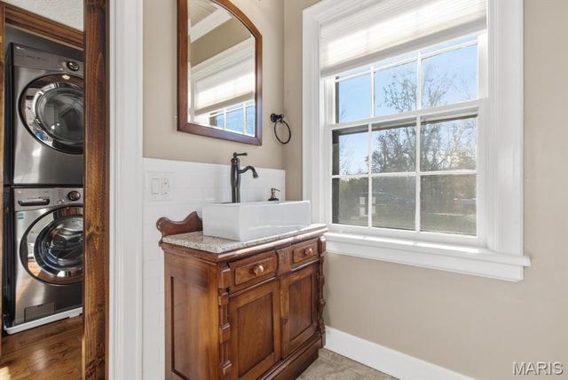 335 Westwood Drive, Houston, MO 65483