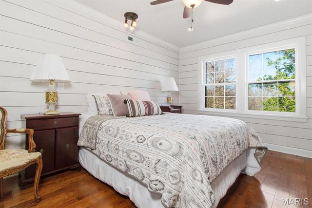 335 Westwood Drive, Houston, MO 65483