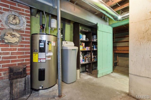 335 Westwood Drive, Houston, MO 65483