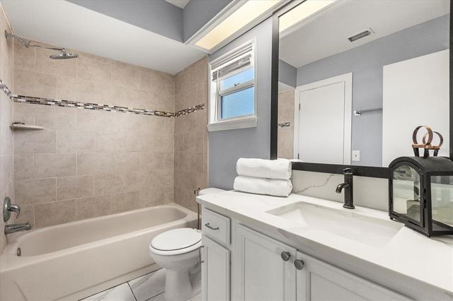 2566 CONWAY GARDENS ROAD, Orlando, FL 32806