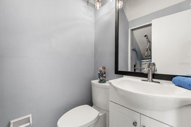 2566 CONWAY GARDENS ROAD, Orlando, FL 32806