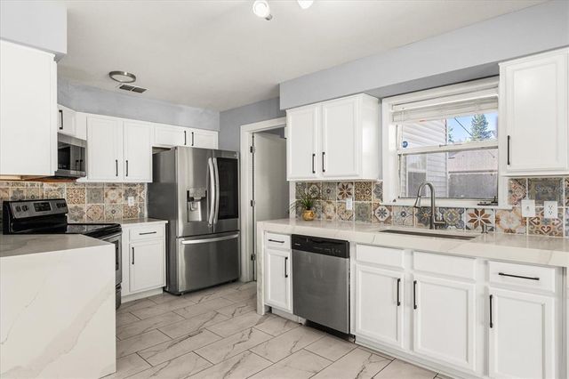 2566 CONWAY GARDENS ROAD, Orlando, FL 32806