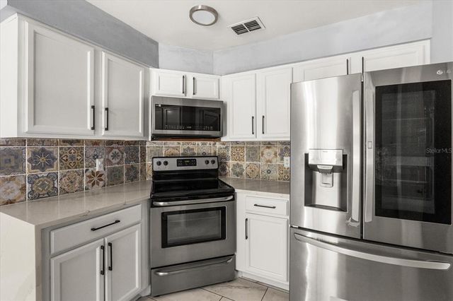 2566 CONWAY GARDENS ROAD, Orlando, FL 32806