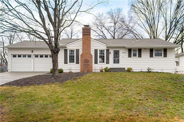 5916 W 101 Place, Overland Park, KS 66207