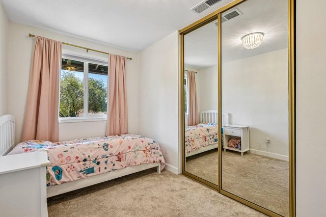 3419 La Canada Dr, Cameron Park, CA 95682