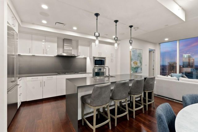 301 West Ave 4505, Austin, TX 78701