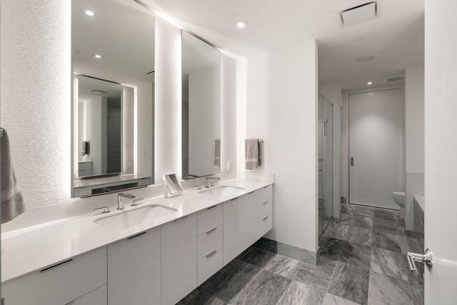 301 West Ave 4505, Austin, TX 78701