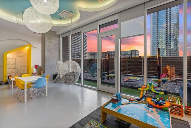 301 West Ave 4505, Austin, TX 78701