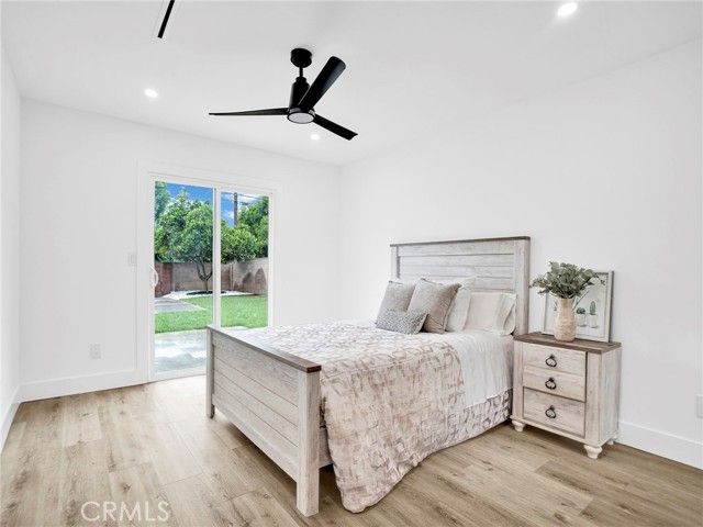 7055 Fallbrook Avenue, West Hills (los Angeles), CA 91307