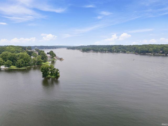 12301 W Grantham Lane, Monticello, IN 47960