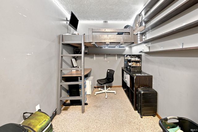 12301 W Grantham Lane, Monticello, IN 47960