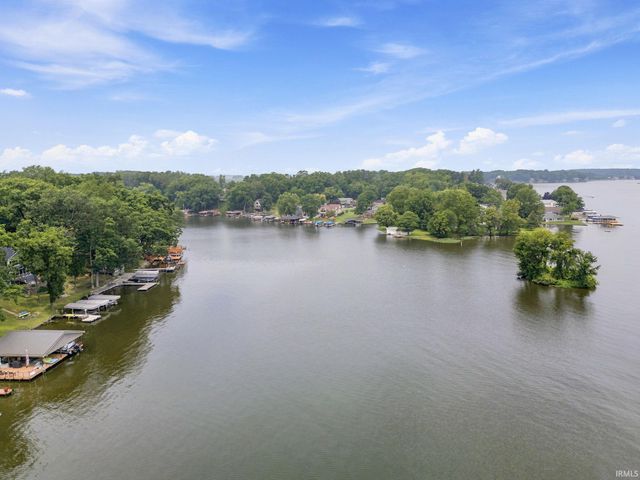 12301 W Grantham Lane, Monticello, IN 47960