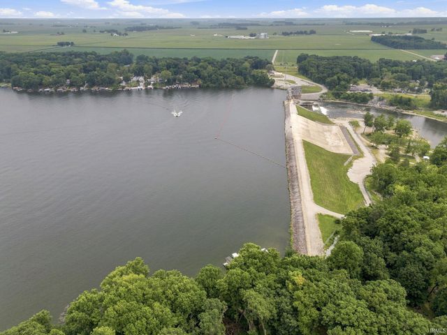 12301 W Grantham Lane, Monticello, IN 47960