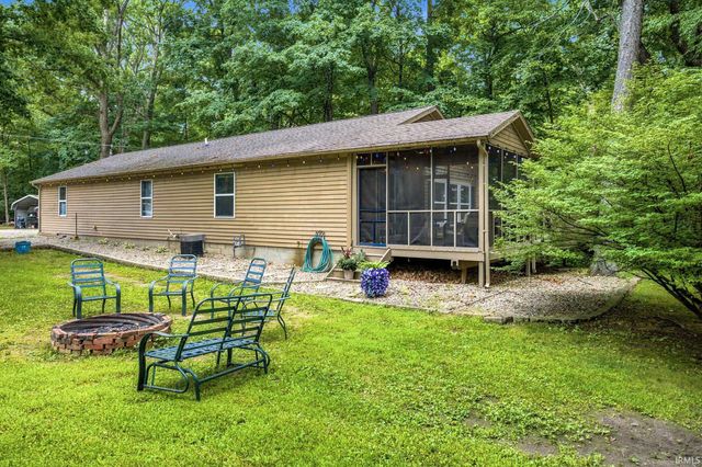 12301 W Grantham Lane, Monticello, IN 47960