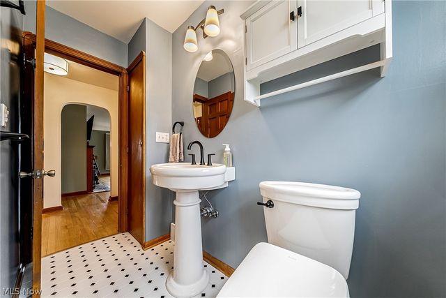 7415 Jameson Road, Parma, OH 44129