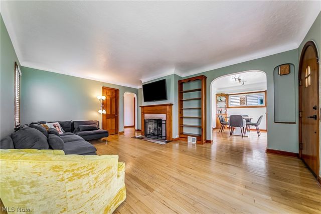 7415 Jameson Road, Parma, OH 44129