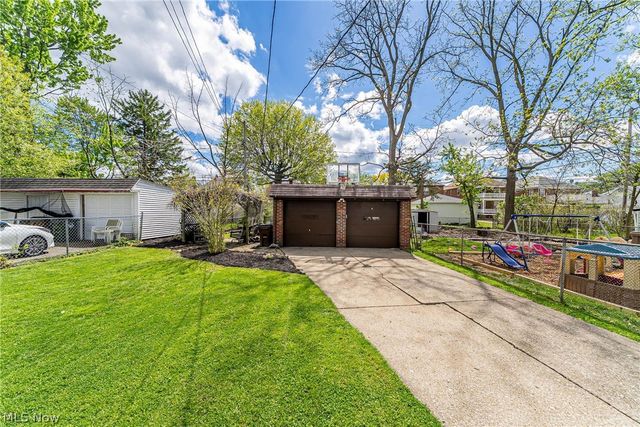 7415 Jameson Road, Parma, OH 44129