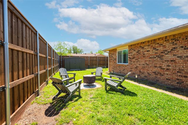 5621 Tucker Street, The Colony, TX 75056