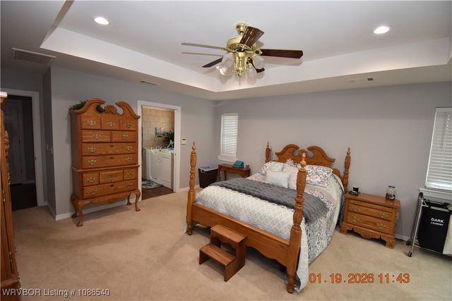 2709 E Smith Drive, Sallisaw, OK 74955