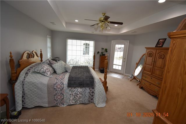 2709 E Smith Drive, Sallisaw, OK 74955