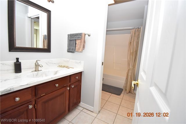 2709 E Smith Drive, Sallisaw, OK 74955