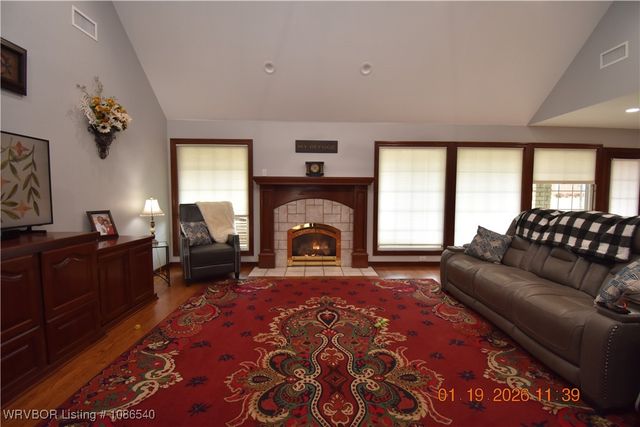 2709 E Smith Drive, Sallisaw, OK 74955