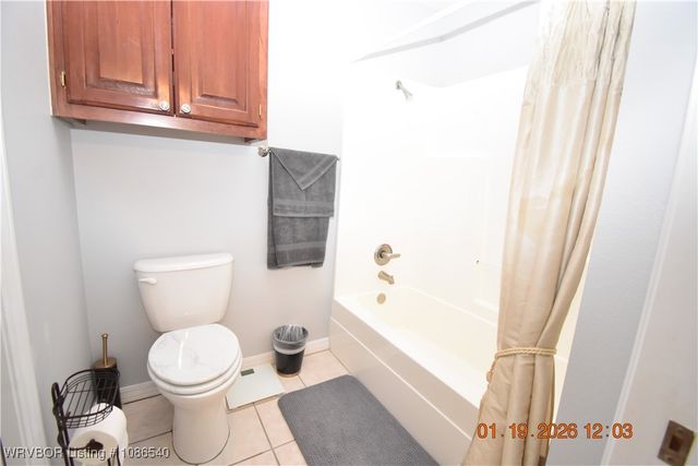 2709 E Smith Drive, Sallisaw, OK 74955