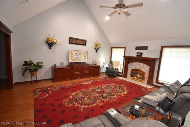 2709 E Smith Drive, Sallisaw, OK 74955