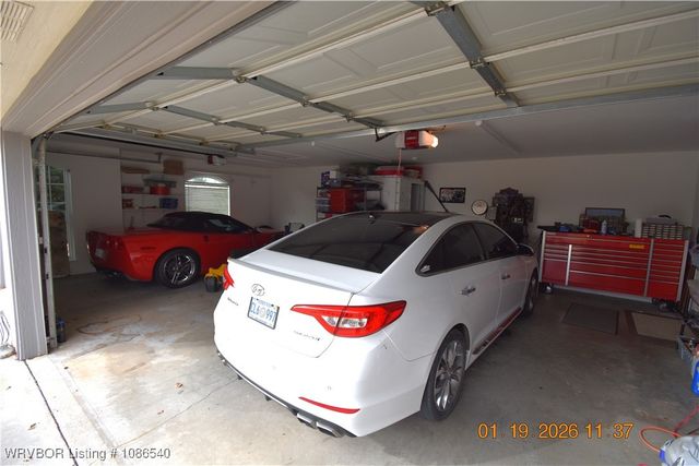 2709 E Smith Drive, Sallisaw, OK 74955