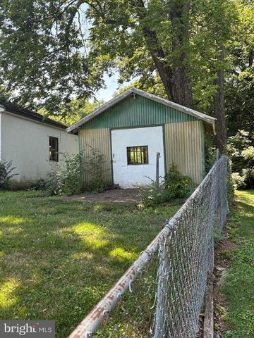 26 FAIRVIEW STREET, Carlisle, PA 17015