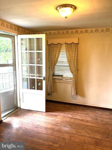 26 FAIRVIEW STREET, Carlisle, PA 17015