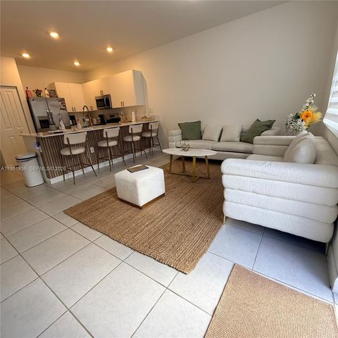 29224 SW 162nd Ct, Homestead, FL 33033