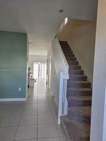 29224 SW 162nd Ct, Homestead, FL 33033