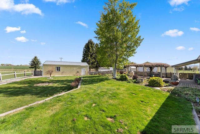 479 E 97th S, Idaho Falls, ID 83404