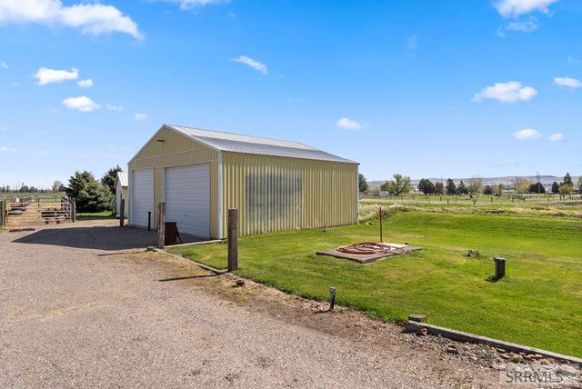 479 E 97th S, Idaho Falls, ID 83404