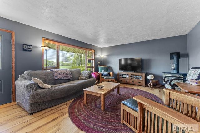 479 E 97th S, Idaho Falls, ID 83404