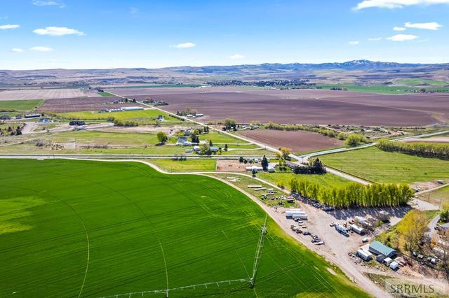 479 E 97th S, Idaho Falls, ID 83404