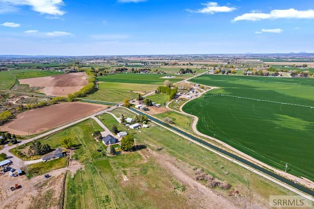 479 E 97th S, Idaho Falls, ID 83404