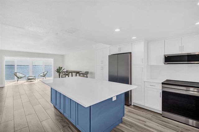 825 S GULFVIEW BOULEVARD 106, Clearwater Beach, FL 33767