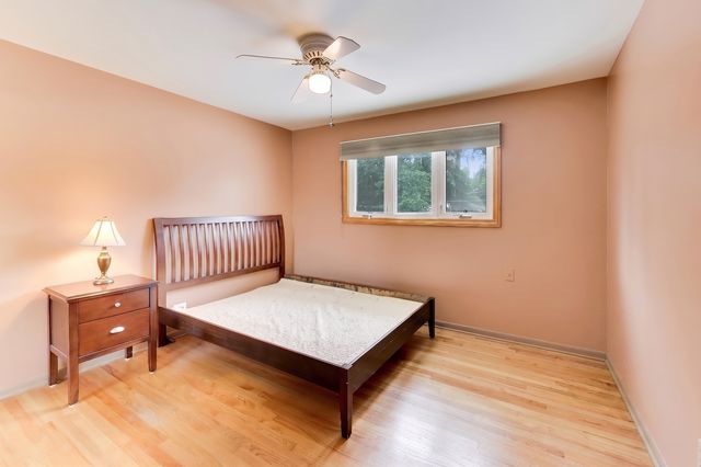 1462 Dayton Place, Des Plaines, IL 60018