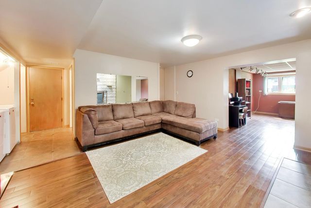 1462 Dayton Place, Des Plaines, IL 60018